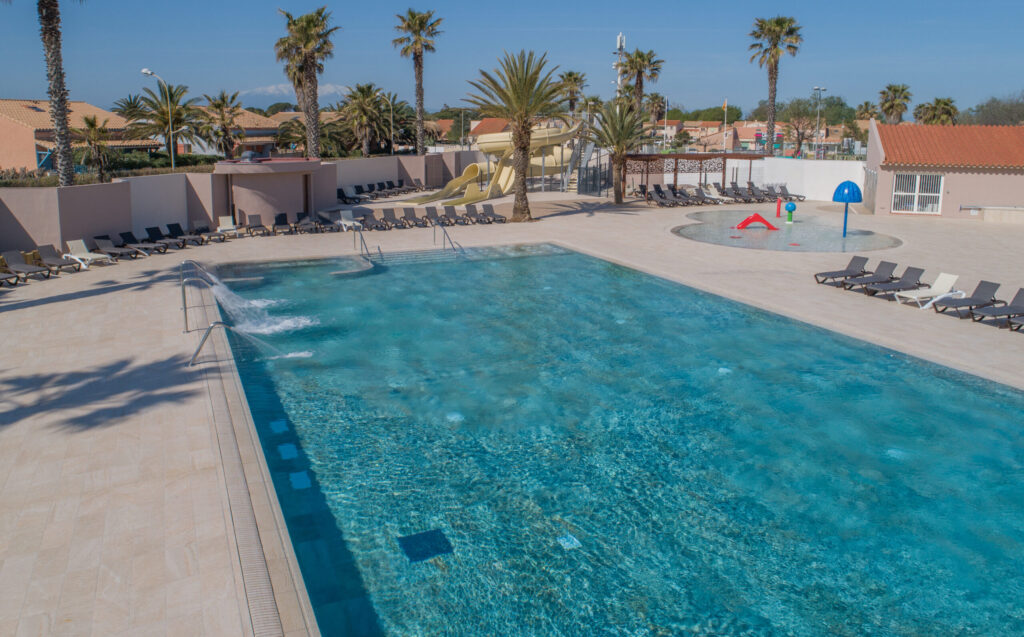 piscine camping sainte marie scaled e1648025477314